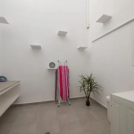 Agi Peater Center Apartamento