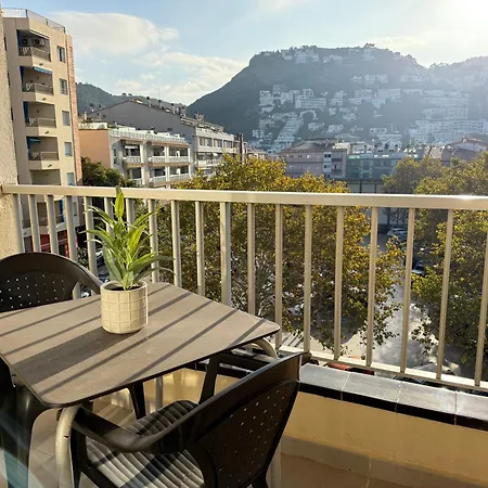 Apartamento Agi Peater Center *