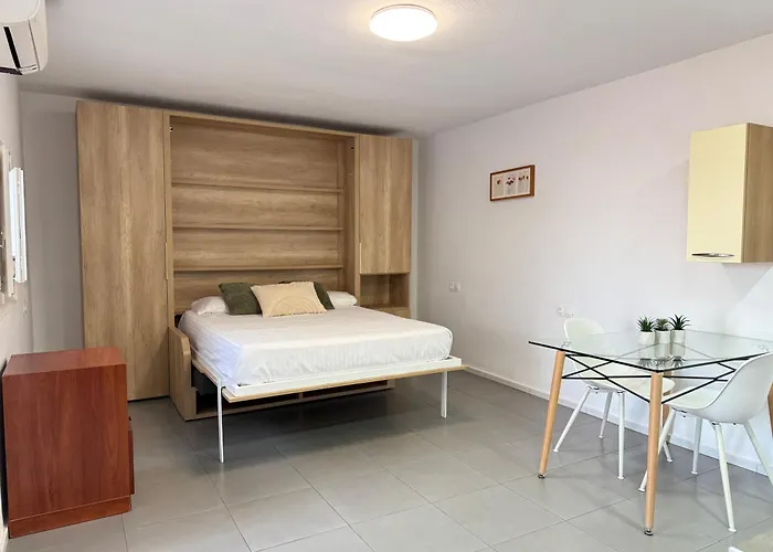 Agi Peater Center Apartment *