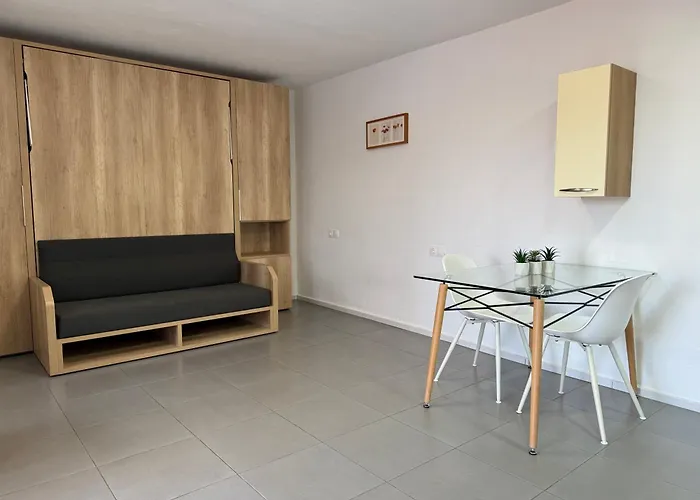 Apartment Agi Peater Center Roses