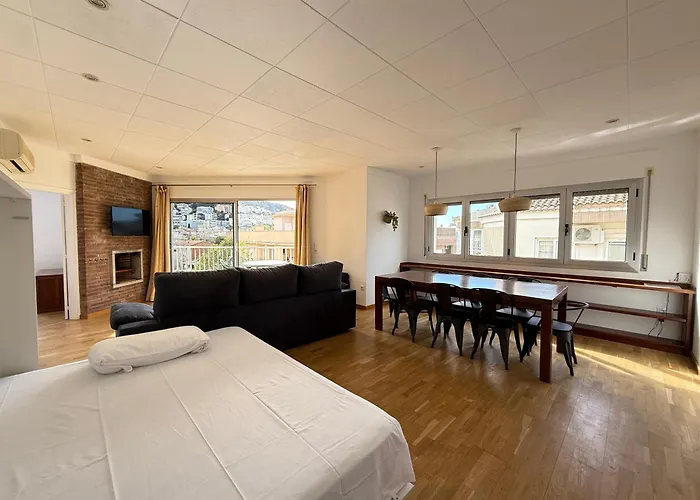 Agi Peater Center Apartment